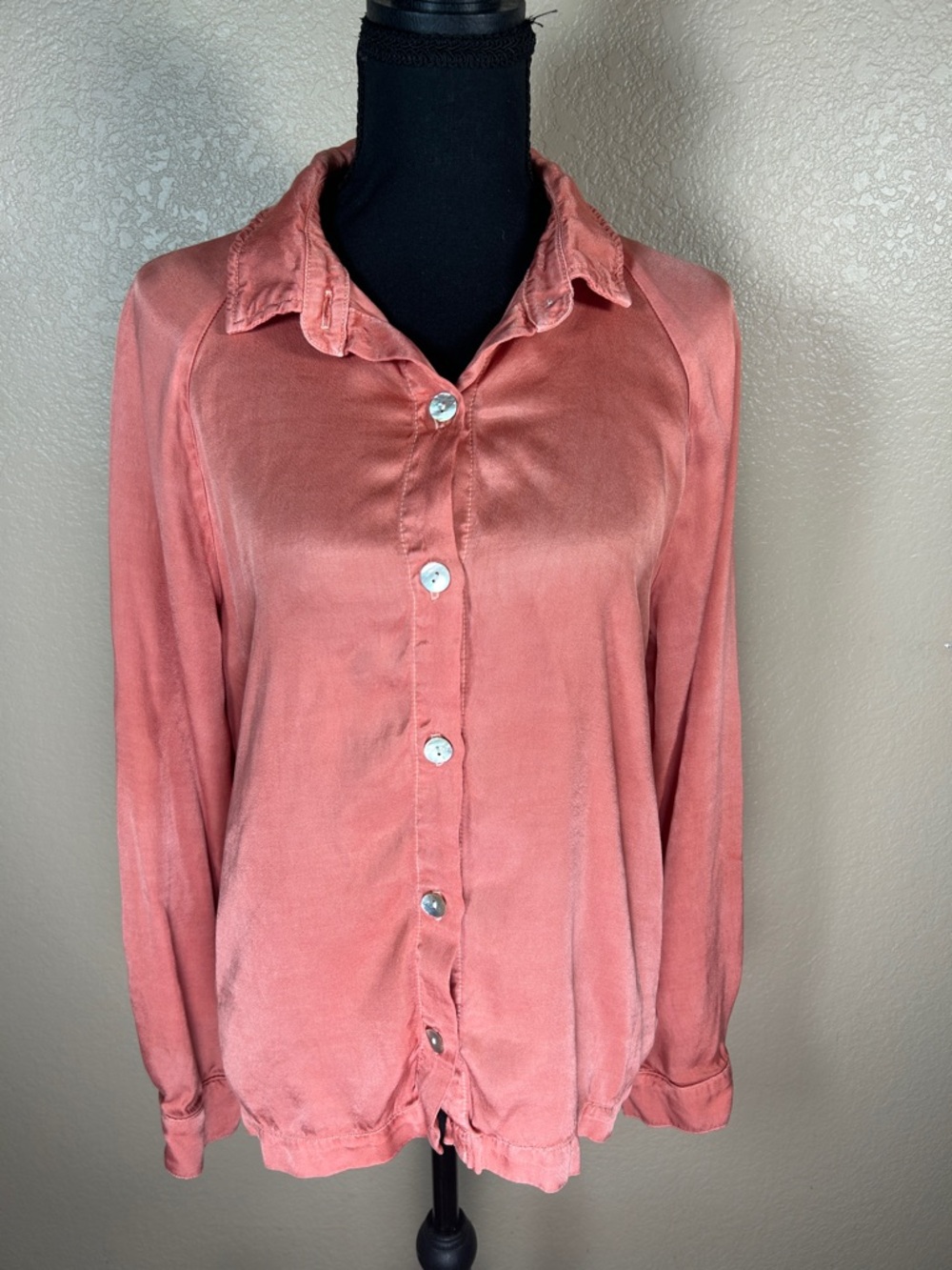 Cloth & Stone Coral Cupro Rayon Soft Draped Blouse Top Sz Large